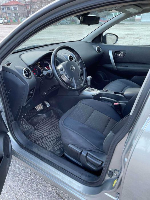 Nissan Qashqkai автомат 2010г
