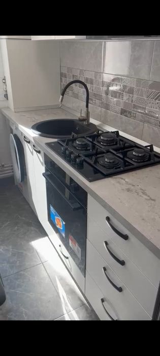 Dau în chirie  apartament