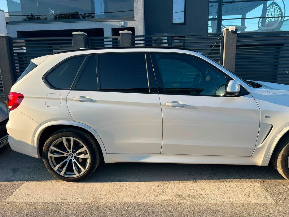 se vinde bmw x5 2018