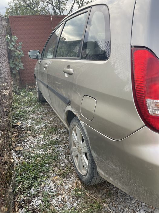 Сузуки лияна на части