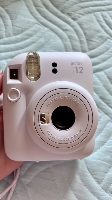 Instax mini 12 срочно продам