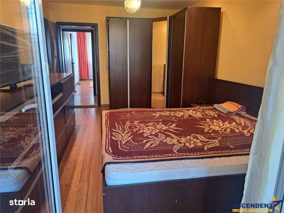 Apartament generos 3 camere de inchiriat, in zona apreciabila, Nicolae