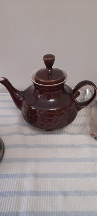 Посуда по тысячу тенге.