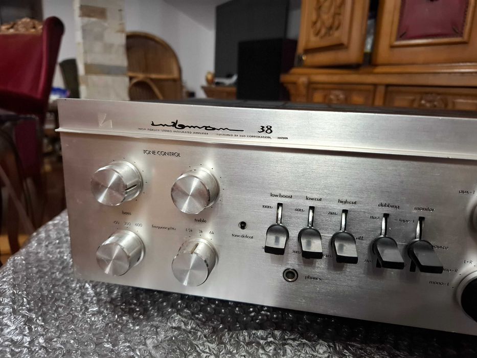Amplificator cu lampi Luxman LX-38