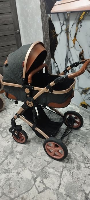 Детская коляска в хорошем состоянии
