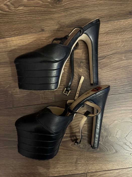 Обувки Gucci високи