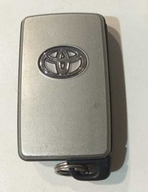 Смарт ключ Estima