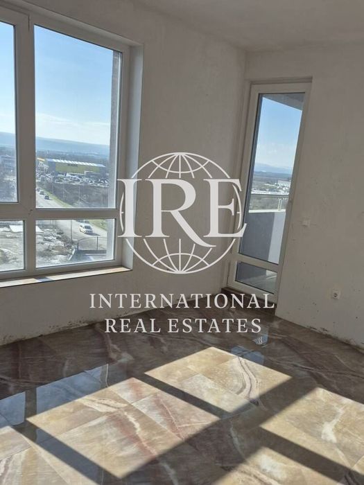 Продава се Тристаен апартамент в Варна, Владислав Варненчик - 85 кв.м за 1050 €/кв.м - Снимка #1