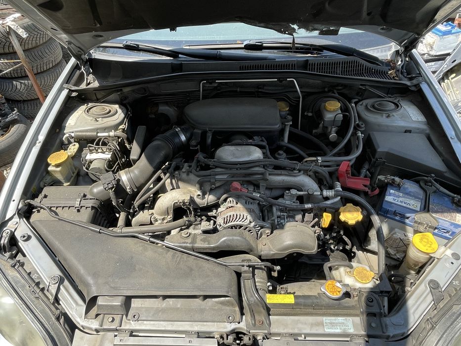 Subaru Legacy Outback 2.5 2004 На части