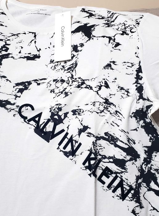 Нови оригинални фланелки CALVIN KLEIN - 100%  памук - L