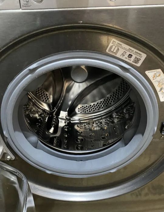 Продаю стиральную машинку.