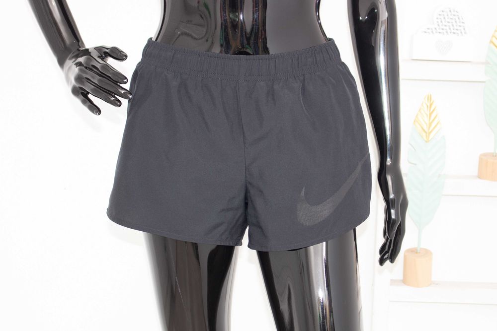 Nike оригинални дамски шорти черни с бандаж dri-fit S