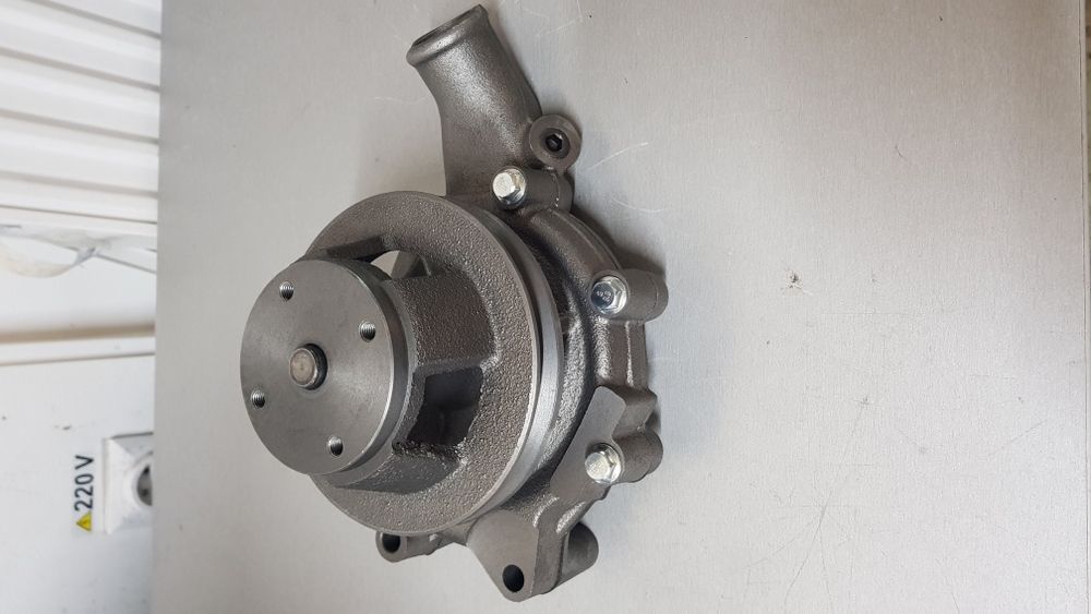Pompa de apa completa tractor Ford 2000, 3000, 4000