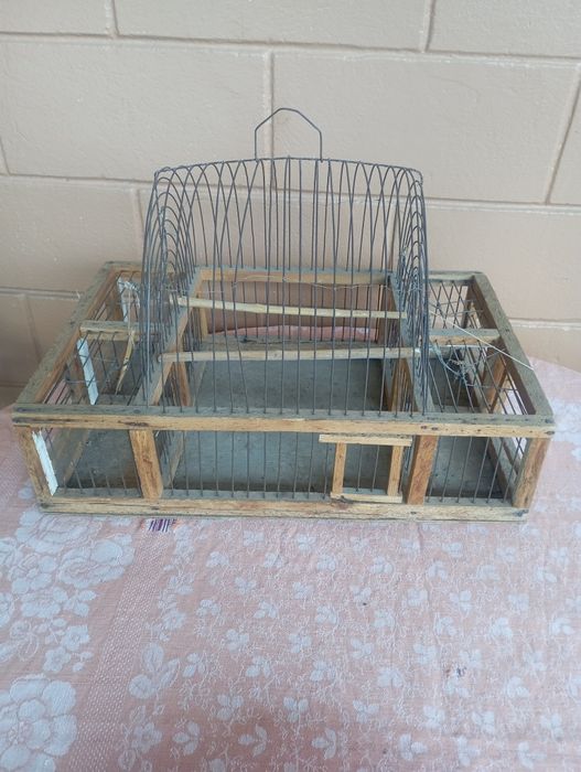 Клетки для птиц квадратные