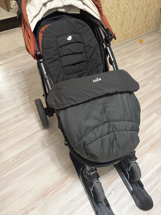 Коляска Joie Litetrax 4