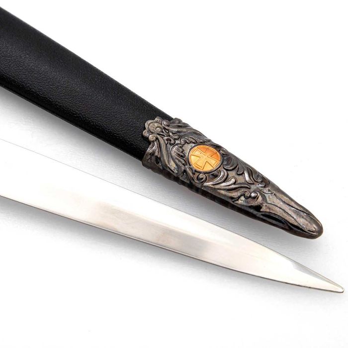 Кама на честта на тамплиерите от Свещения кръстоносен поход - кортик