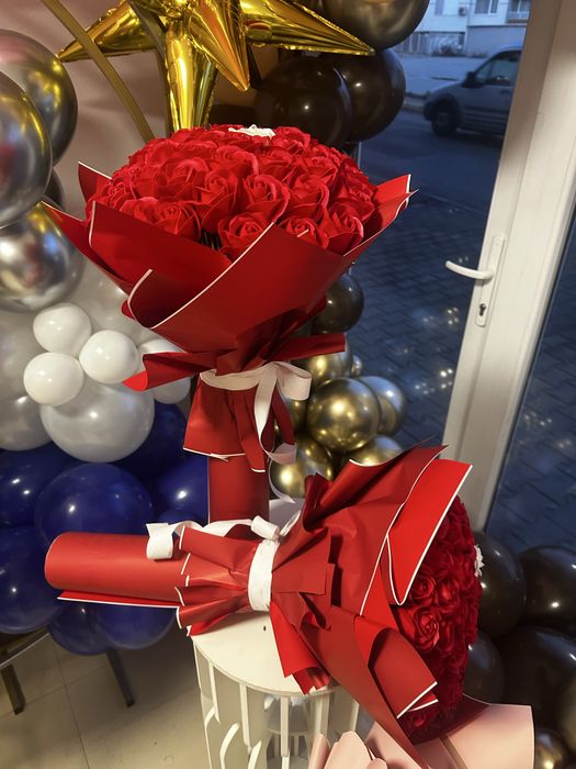 Букет вечни рози