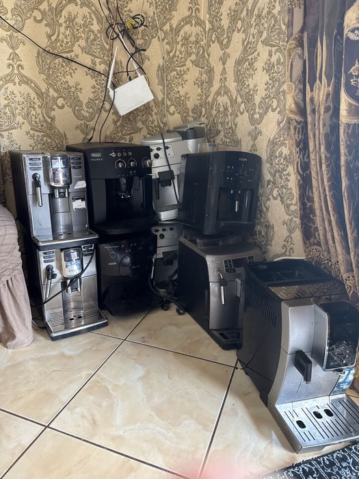 Vând aparate de caffea SAECO DELONGHI KRUPS