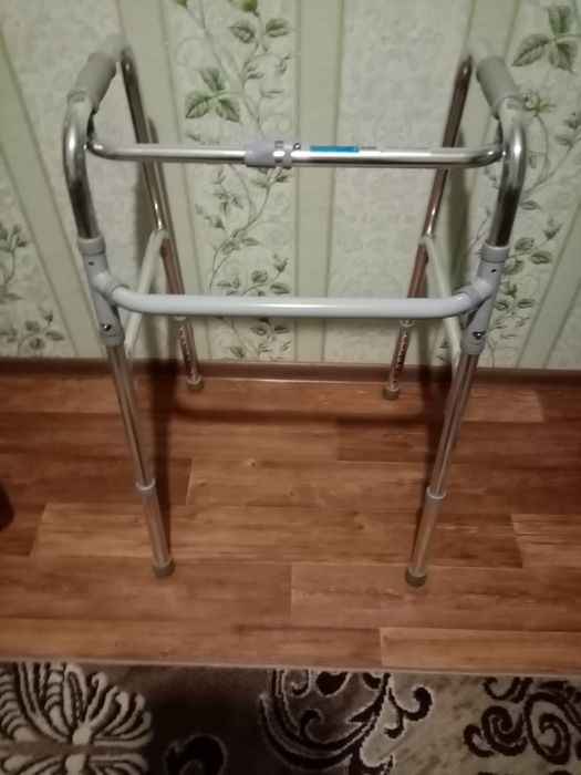 Ходунки взрослые