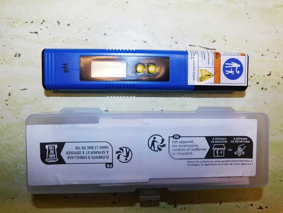 Tester PH digita, LCD, test de apa (pt piscina, ciubar, acvariu etc)