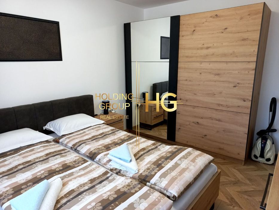 Продава се Тристаен апартамент в Варна, Лятно кино Тракия - 110 кв.м за 2428 €/кв.м - Снимка #9