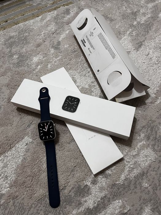 продам apple watch 6 series 44mm