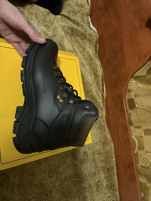 Зимни Обувки (Чисто нови)VERNEY-CARRON