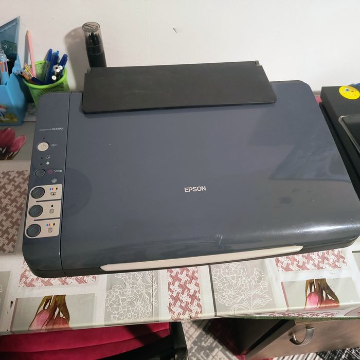 Imprimanta cu scaner