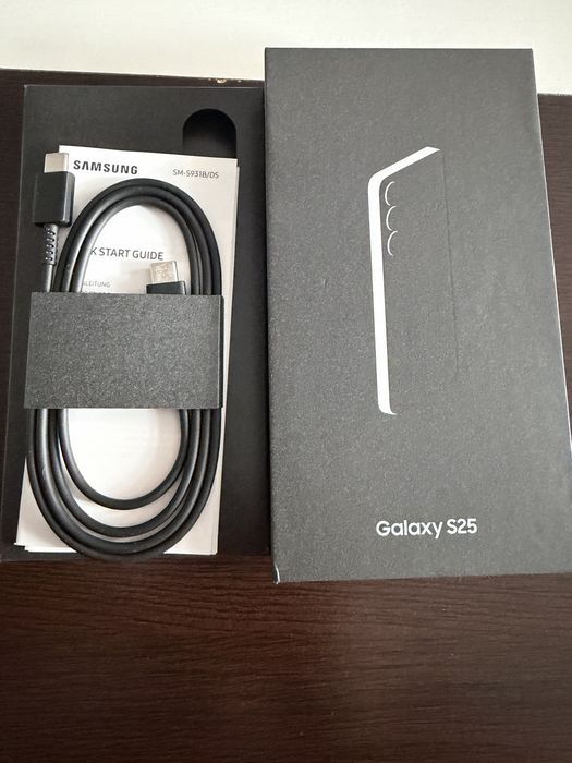 Samsung S25  si accesoriii