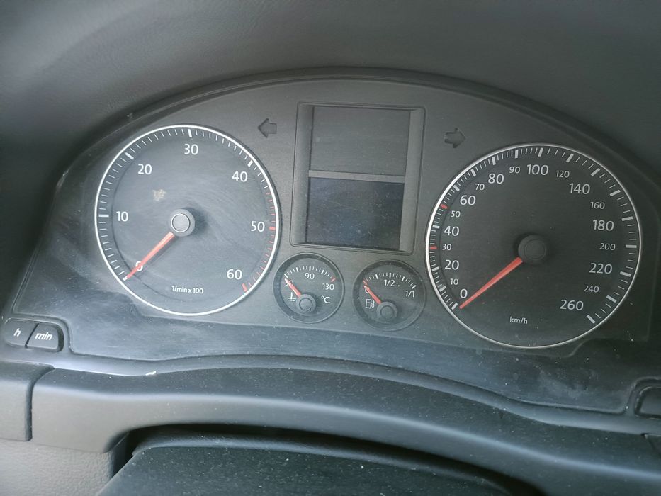 Vând Golf 5+ 2007. Motor 1.9 Diesel