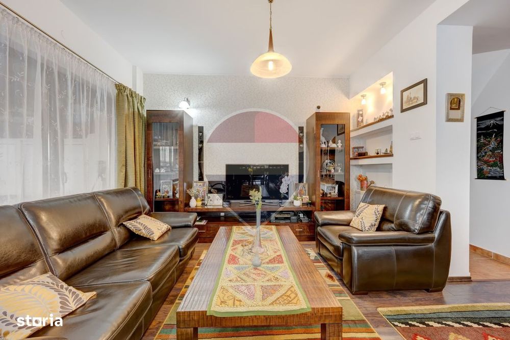 Casă / Vilă cu 3 camere de vânzare Str. Diamantului 6, Blejoi