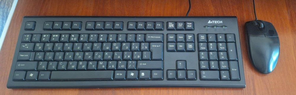 Настольный компьютер полный комплект