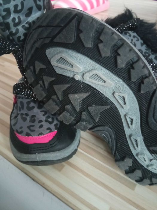 Детски ботуши номер 27