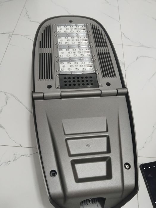 Продам Led драйвер уличный светильник