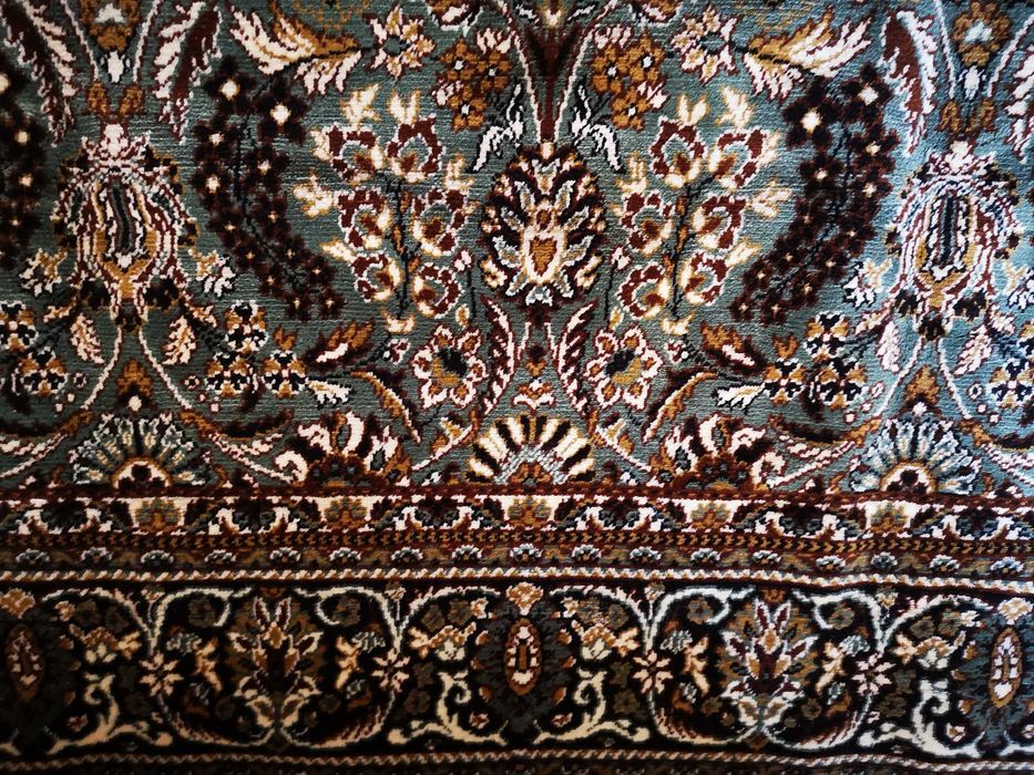 Персийски килим - нов!