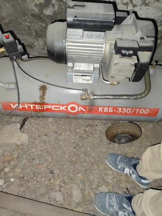 Продам компрессор