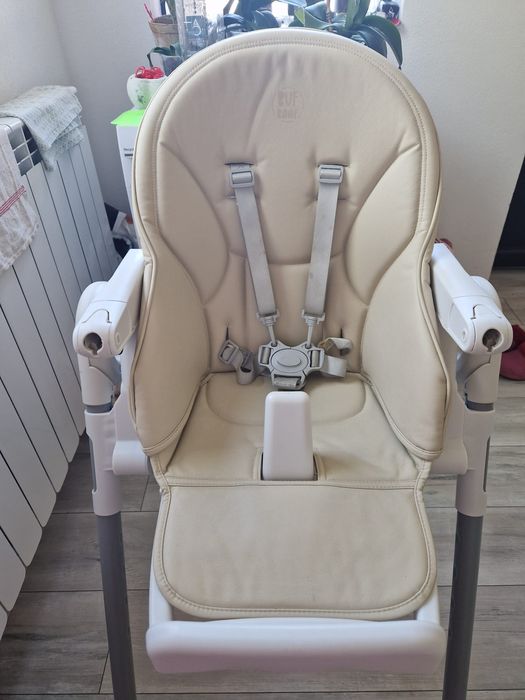 Scaun de masa bebe
