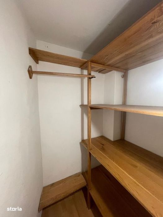 Apartament 4 camere, 100 mp utili, 2 bai, etaj 2 – zona Centrala