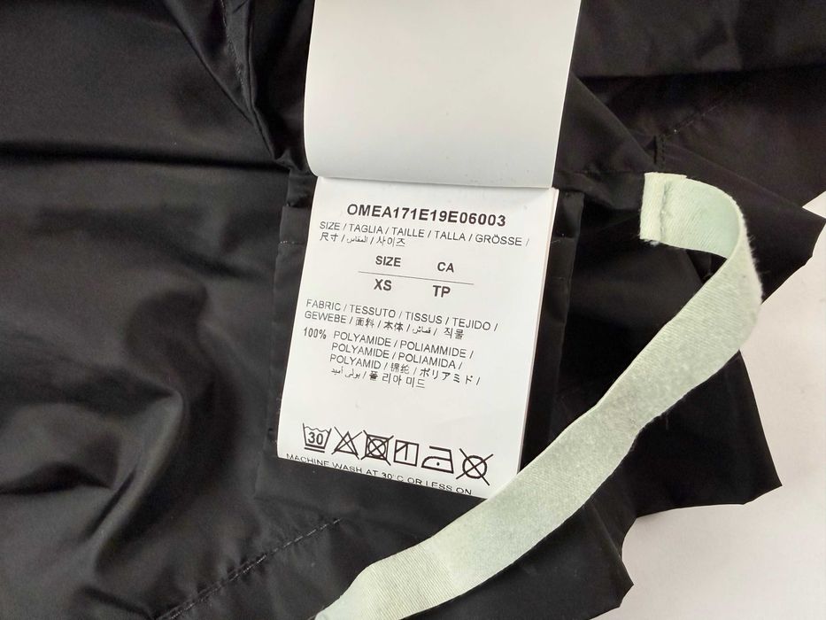 Off-White яке/дъждобран - размер XS (пасва на L) - като ново