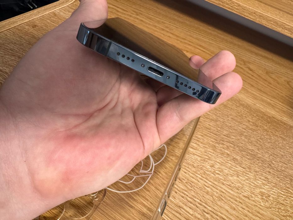 iPhone 12 Pro Max 256 gb blue