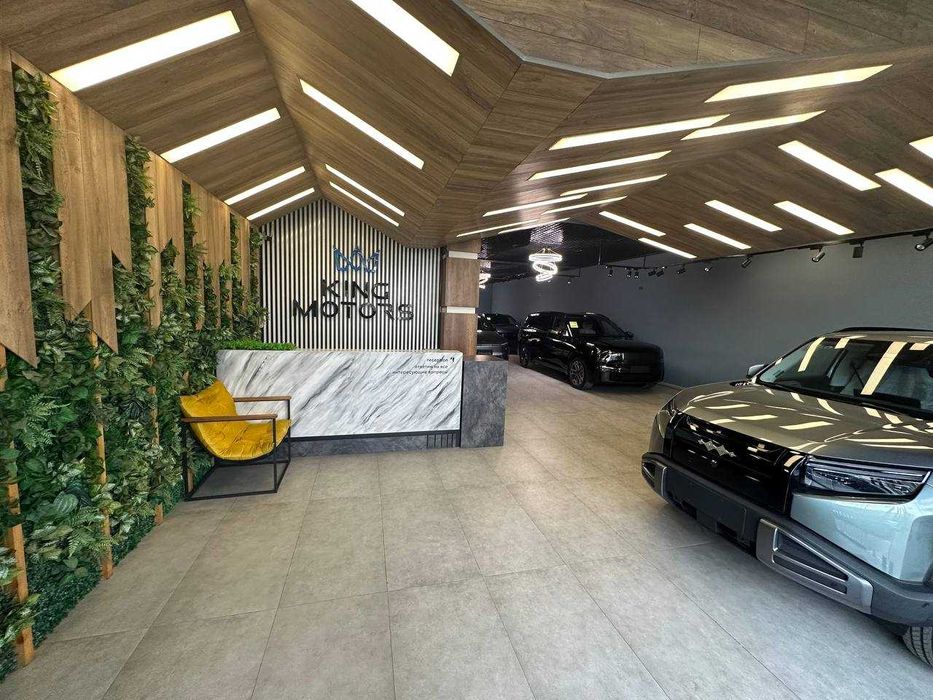 АРЕНДА 1 этаж Генерал Узакова 280м2. Отдельный вход, задний двор