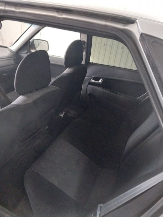 Машина  приора 15 года