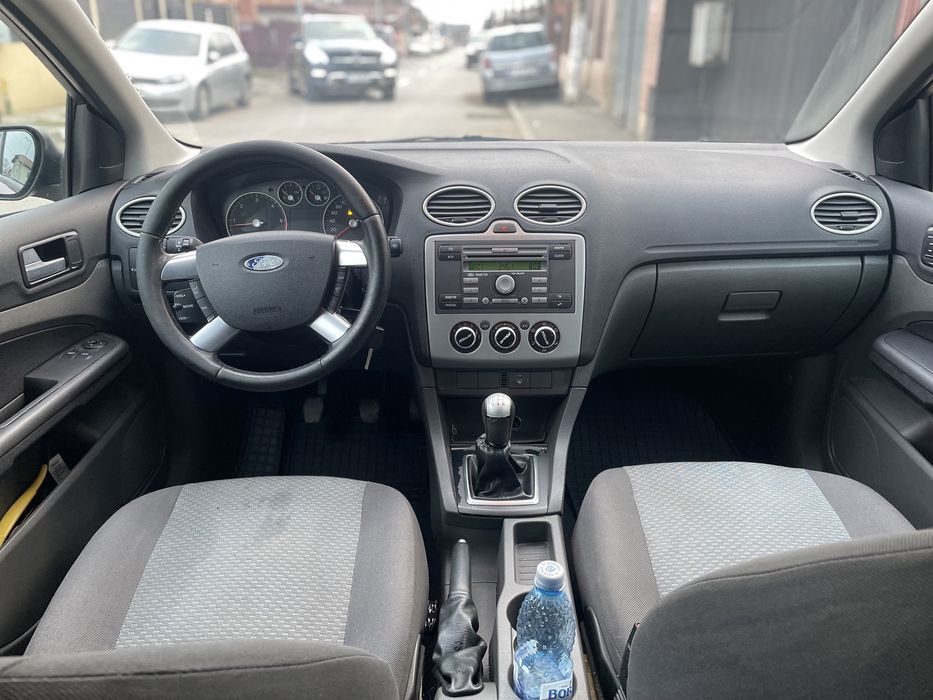 Se vinde ford focus 1,6diesel