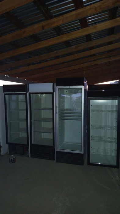 Витринные холодильники