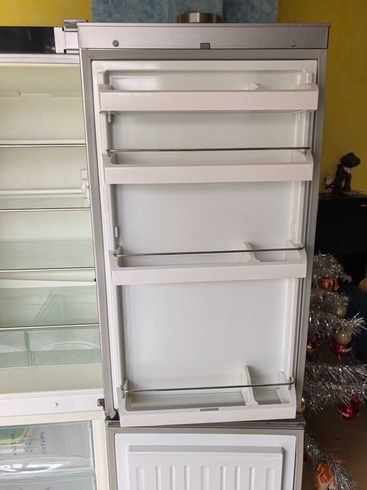 Хладилник с фризер