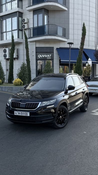 Skoda Kodiaq 2021 qora