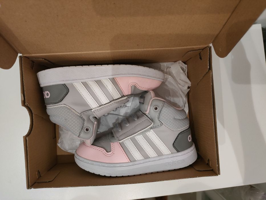 Детски маратонки, Adidas Hoops, номер 26, стелка 16,5см