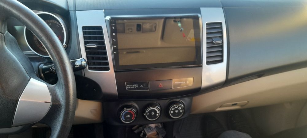 Продаю кроссовер Mitsubishi Outlander 2008 г.в.