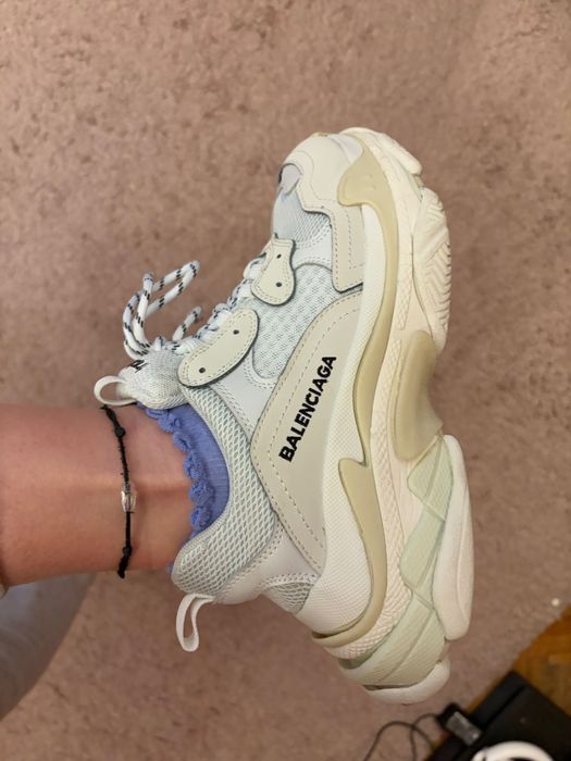 Balenciaga triple S