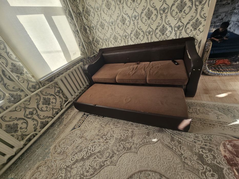 3/1 диван сатылады